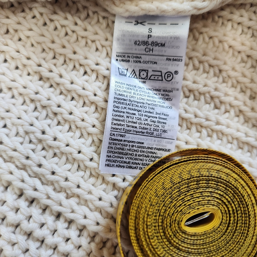 Banana Republic Cream Knit Top Size S - Picture 7 of 9